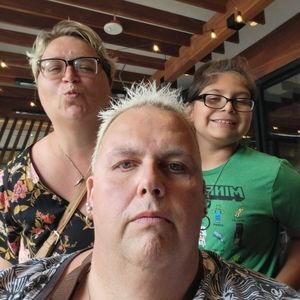 Meet your Posher, Bruce